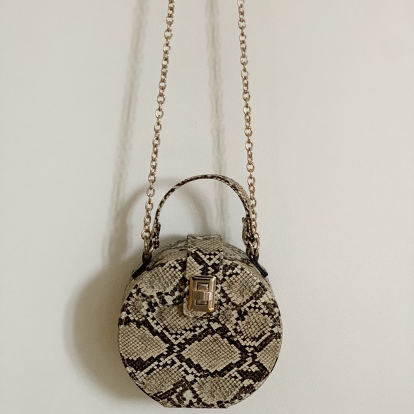 Zara snakeskin small crossbody bag - Picture 3 of 3